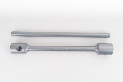 KLUCZ DO KÓŁ DWUSTRONNY 27/30MM, L=395MM Z PRZETYCZKĄ KLUCZ DO KÓŁ DWUSTRONNY 27/30MM, L=395MM Z PRZETYCZKĄ