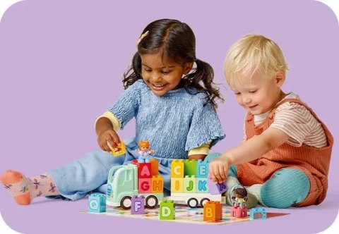 10421 - LEGO DUPLO - CIĘŻARÓWKA Z ALFABETEM 10421 - LEGO DUPLO - CIĘŻARÓWKA Z ALFABETEM