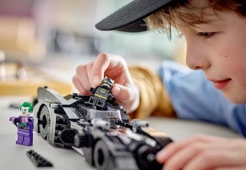 76224 - LEGO BATMAN - BATMOBIL™: POŚCIG BATMANA™ ZA JOKEREM™ 76224 - LEGO BATMAN - BATMOBIL™: POŚCIG BATMANA™ ZA JOKEREM™