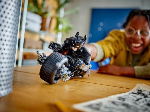 76273 - LEGO BATMAN - FIGURKA BATMANA™ DO ZBUDOWANIA I BATCYKL 76273 - LEGO BATMAN - FIGURKA BATMANA™ DO ZBUDOWANIA I BATCYKL