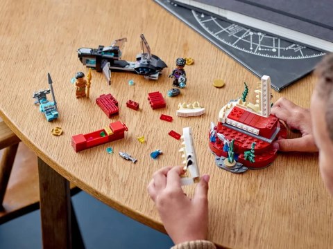 76213 - LEGO SUPER HEROES - SALA TRONOWA KRÓLA NAMORA 76213 - LEGO SUPER HEROES - SALA TRONOWA KRÓLA NAMORA