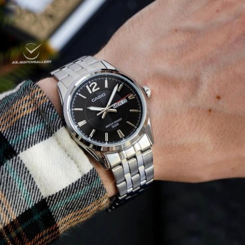 ZEGAREK MĘSKI CASIO MTP-1335D 1AV (ZD026A) + BOX ZEGAREK MĘSKI CASIO MTP-1335D 1AV (ZD026A) + BOX