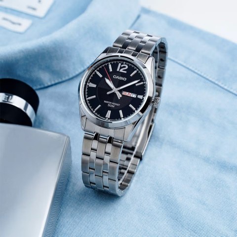 ZEGAREK MĘSKI CASIO MTP-1335D 1AV (ZD026A) + BOX ZEGAREK MĘSKI CASIO MTP-1335D 1AV (ZD026A) + BOX