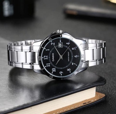 ZEGAREK MĘSKI CASIO MTP-V004D-1B (ZD047D) + BOX ZEGAREK MĘSKI CASIO MTP-V004D-1B (ZD047D) + BOX