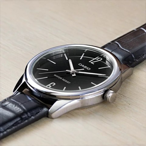 ZEGAREK MĘSKI CASIO MTP-V005L-1BUDF (ZD066E) + BOX ZEGAREK MĘSKI CASIO MTP-V005L-1BUDF (ZD066E) + BOX