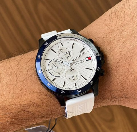 ZEGAREK MĘSKI TOMMY HILFIGER 1791723 BANK (ZF023B) ZEGAREK MĘSKI TOMMY HILFIGER 1791723 BANK (ZF023B)