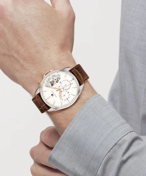 ZEGAREK MĘSKI TOMMY HILFIGER 1710450 BAKER (ZF043A) ZEGAREK MĘSKI TOMMY HILFIGER 1710450 BAKER (ZF043A)