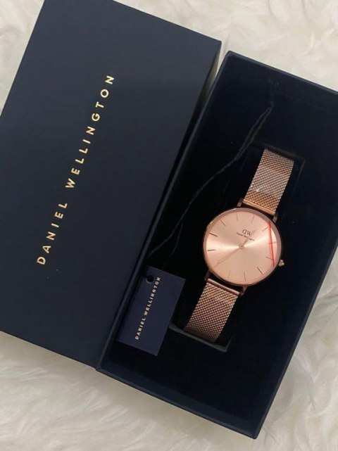 ZEGAREK DAMSKI DANIEL WELLINGTON DW00100471 - PETITE UNITONE 32MM (ZW506C) ZEGAREK DAMSKI DANIEL WELLINGTON DW00100471 - PETITE UNITONE 32MM (ZW506C)