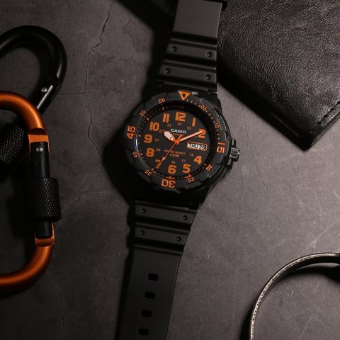 ZEGAREK MĘSKI CASIO MRW-200H-4B (ZD147G) + BOX ZEGAREK MĘSKI CASIO MRW-200H-4B (ZD147G) + BOX