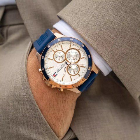 ZEGAREK MĘSKI TOMMY HILFIGER BANK 1791778 (ZF064A) + BOX ZEGAREK MĘSKI TOMMY HILFIGER BANK 1791778 (ZF064A) + BOX