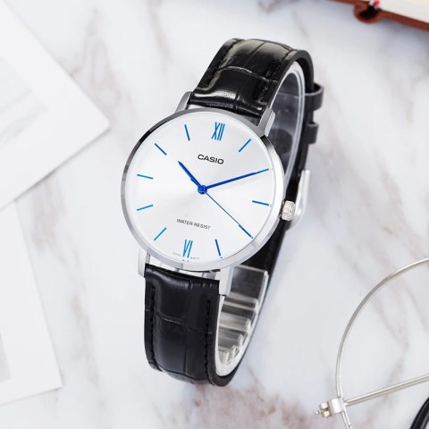 ZEGAREK DAMSKI CASIO LTP-VT01L-7B1 KLASYKA + BOX ZEGAREK DAMSKI CASIO LTP-VT01L-7B1 KLASYKA + BOX