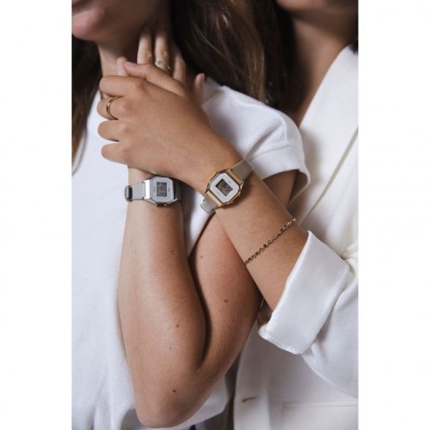 ZEGAREK DAMSKI CASIO VINTAGE MINI LA680WEL-8EF + BOX ZEGAREK DAMSKI CASIO VINTAGE MINI LA680WEL-8EF + BOX