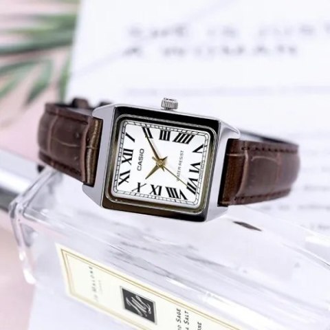 ZEGAREK DAMSKI CASIO LTP-V007L-7B2 + BOX (ZD639E) ZEGAREK DAMSKI CASIO LTP-V007L-7B2 + BOX (ZD639E)