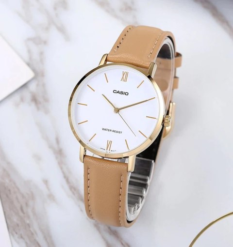 ZEGAREK DAMSKI CASIO LTP-VT01GL-7B + BOX (ZD634B) ZEGAREK DAMSKI CASIO LTP-VT01GL-7B + BOX (ZD634B)