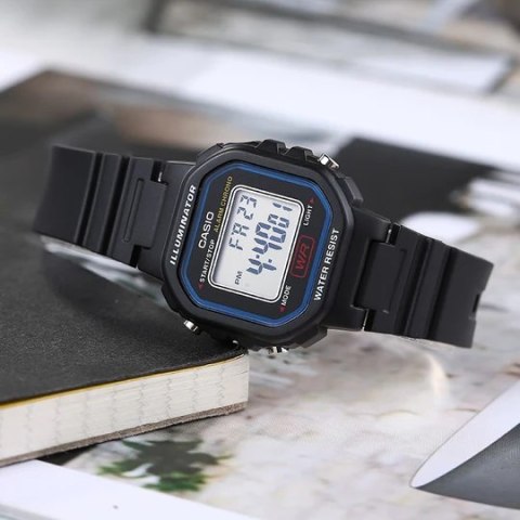 ZEGAREK DZIECIĘCY CASIO LA-20WH-1C + BOX (ZD596F) ZEGAREK DZIECIĘCY CASIO LA-20WH-1C + BOX (ZD596F)