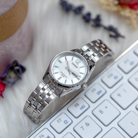 ZEGAREK DAMSKI CASIO LTP-1335D-7A (ZD644E) + BOX ZEGAREK DAMSKI CASIO LTP-1335D-7A (ZD644E) + BOX