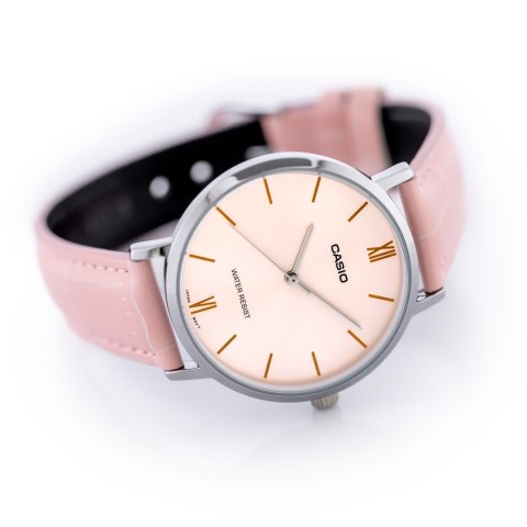 ZEGAREK DAMSKI CASIO LTP-VT01L-4B + BOX ZEGAREK DAMSKI CASIO LTP-VT01L-4B + BOX