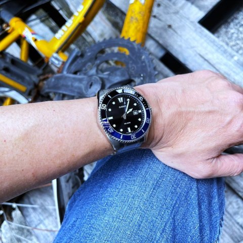 ZEGAREK MĘSKI CASIO MDV-107D-1A2 + BOX ZEGAREK MĘSKI CASIO MDV-107D-1A2 + BOX