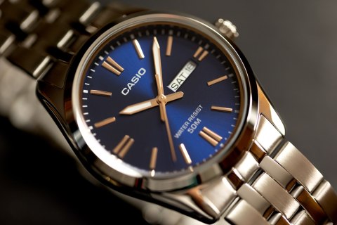 ZEGAREK MĘSKI CASIO MTP-1335D-2A2 (ZD026C) + BOX ZEGAREK MĘSKI CASIO MTP-1335D-2A2 (ZD026C) + BOX