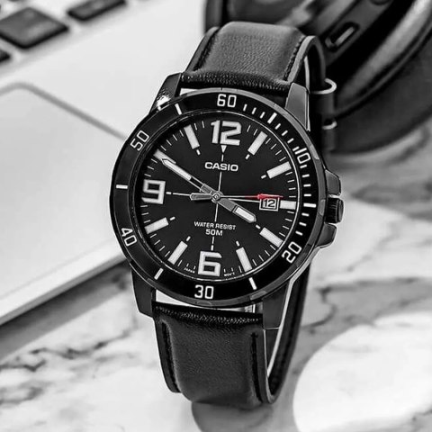 ZEGAREK MĘSKI CASIO MTP-VD01BL-1B (ZD169D) + BOX ZEGAREK MĘSKI CASIO MTP-VD01BL-1B (ZD169D) + BOX