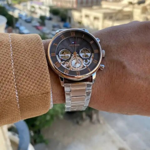 ZEGAREK MĘSKI TOMMY HILFIGER 1710570 LEGEND (ZF107B) + BOX ZEGAREK MĘSKI TOMMY HILFIGER 1710570 LEGEND (ZF107B) + BOX