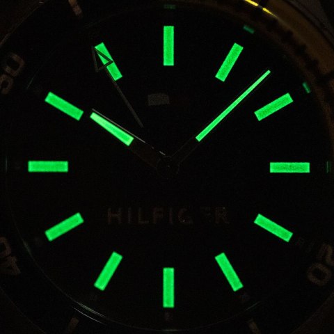ZEGAREK MĘSKI TOMMY HILFIGER LOGAN 1792013 (ZF106A) ZEGAREK MĘSKI TOMMY HILFIGER LOGAN 1792013 (ZF106A)