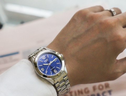 ZEGAREK MĘSKI CASIO MTP-1215A-2ADF (ZD118E) ZEGAREK MĘSKI CASIO MTP-1215A-2ADF (ZD118E)