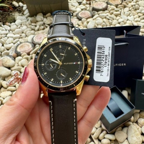ZEGAREK MĘSKI TOMMY HILFIGER 1791836 PARKER (ZF041C) + BOX ZEGAREK MĘSKI TOMMY HILFIGER 1791836 PARKER (ZF041C) + BOX