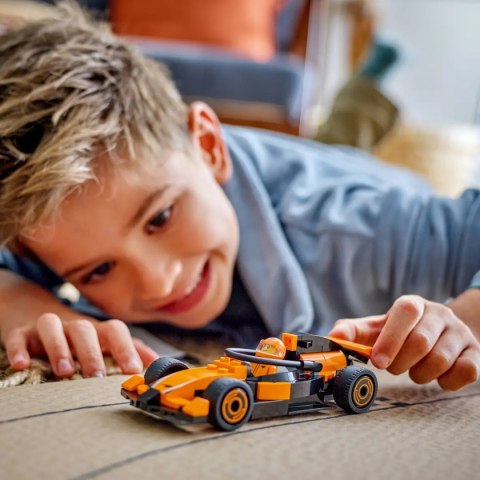 60442 - LEGO City - F1® Kierowca i bolid McLaren 60442 - LEGO City - F1® Kierowca i bolid McLaren