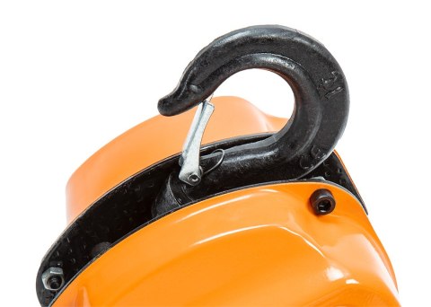 WCIĄGARKA ŁAŃCUCHOWA 2 T, 3 M WCIĄGARKA ŁAŃCUCHOWA 2 T, 3 M