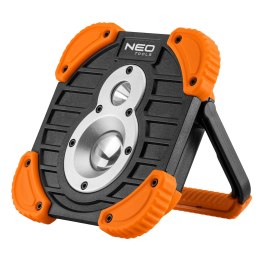 NAŚWIETLACZ AKUMULATOROWY 750+250 LM COB