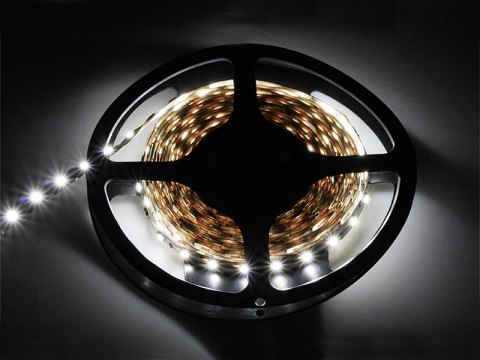 70-960# TAŚMA LED BIAŁY ZIMNY 5050 5M/300 70-960# TAŚMA LED BIAŁY ZIMNY 5050 5M/300