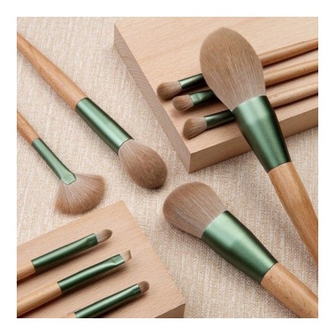 ZESTAW 10 SZT PĘDZLI DO MAKIJAŻU PZ37