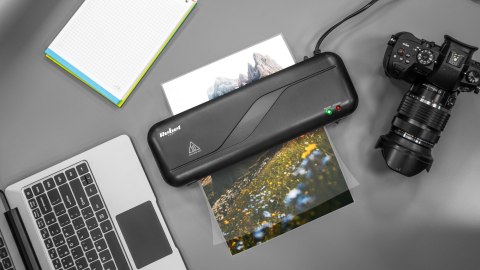 LAMINATOR A4 REBEL LAMINATOR A4 REBEL