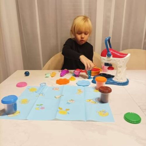 MASA PLASTYCZNA- ZESTAW KRUZZEL 22563 MASA PLASTYCZNA- ZESTAW KRUZZEL 22563
