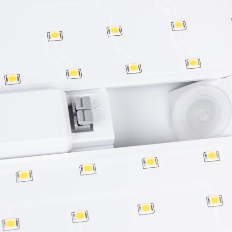 LAM PA LED MACLEAN , NUMER DOMU, CZUJNIK ZMIERZCHU I RUCHU, ŚCIEMNIALNA, 20W, IP65, BARWA NEUTRALNA (4000K), 1600LM, MCE466 W LAM PA LED MACLEAN , NUMER DOMU, CZUJNIK ZMIERZCHU I RUCHU, ŚCIEMNIALNA, 20W, IP65, BARWA NEUTRALNA (4000K), 1600LM, MCE466 W
