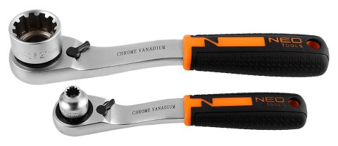 ZESTAW NASADEK PRZELOTOWYCH 1/4" + 3/8", 46 SZT. ZESTAW NASADEK PRZELOTOWYCH 1/4" + 3/8", 46 SZT.