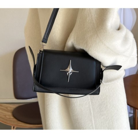 ELEGANCKA TOREBKA DAMSKA NA RAMIĘ KOLEKCJA 2024 CZERŃ T250