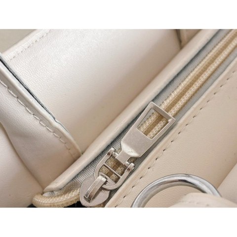 ELEGANCKA TOREBKA DAMSKA NA RAMIĘ KOLEKCJA 2024 KREM T258