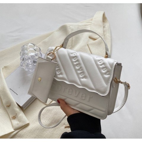 ELEGANCKA TOREBKA DAMSKA NA RAMIĘ KOLEKCJA 2024 KREM T261