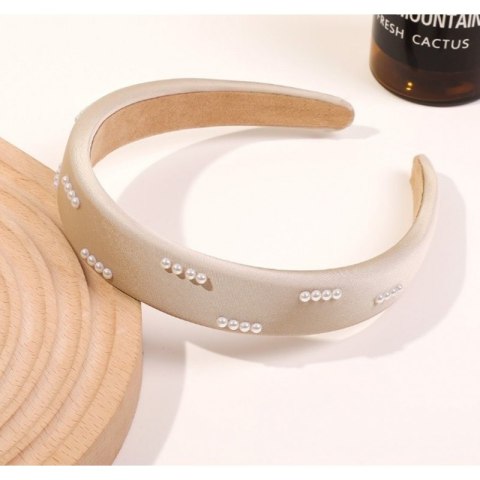 OPASKA DO WŁOSÓW Z PEREŁKAMI O533K OPASKA DO WŁOSÓW Z PEREŁKAMI O533K