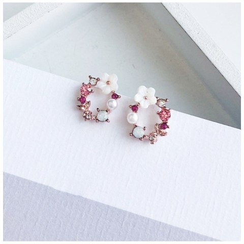 KOLCZYKI DELIKATNE WIANUSZKI KWIATKI KRYSZTAŁKI 1,2X1,4CM K1541