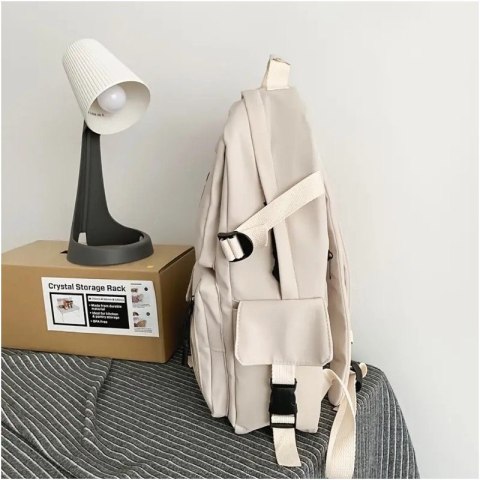 PLECAK SPORTOWY SZKOLNY UNIWERSALNY KIESZONKI KREMOWY PL164K PLECAK SPORTOWY SZKOLNY UNIWERSALNY KIESZONKI KREMOWY PL164K