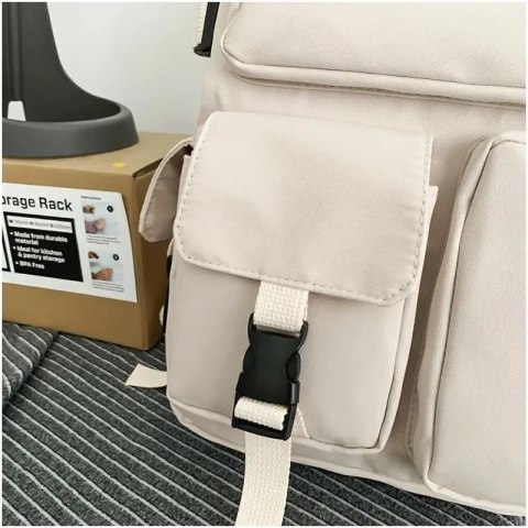 PLECAK SPORTOWY SZKOLNY UNIWERSALNY KIESZONKI KREMOWY PL164K PLECAK SPORTOWY SZKOLNY UNIWERSALNY KIESZONKI KREMOWY PL164K