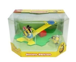 MOOKIE PSZCZÓŁKI NA PLACU ZABAW HUŚTAWKA 2109