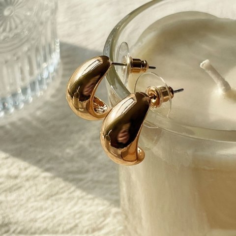 KOLCZYKI PRZY UCHU, WISZĄCE ZŁOTE KROPLE 1,8 X 1 CM K1683Z