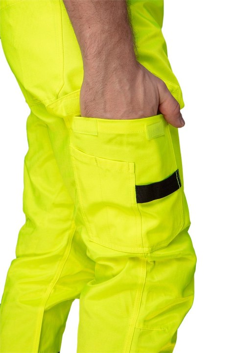 Spodnie ostrzegawcze 40% poliester, 60% bawełna, 260 gsm, rozmiar M Spodnie ostrzegawcze 40% poliester, 60% bawełna, 260 gsm, rozmiar M