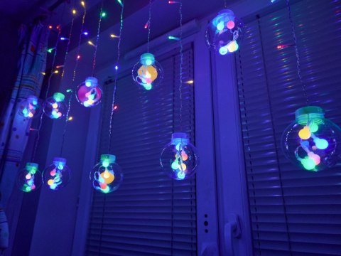 LAMPKI LED KURTYNA KULE ŚWIĄTECZNE CHOINKOWE 3M 108LED MULTIKOLOR LAMPKI LED KURTYNA KULE ŚWIĄTECZNE CHOINKOWE 3M 108LED MULTIKOLOR