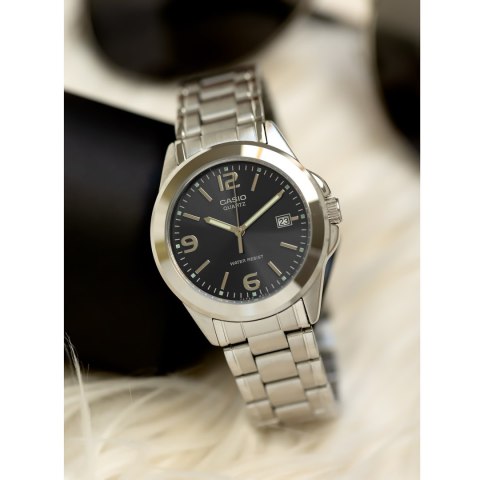 ZEGAREK MĘSKI CASIO MTP-1215A-1ADF (ZD118D) ZEGAREK MĘSKI CASIO MTP-1215A-1ADF (ZD118D)