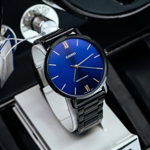 ZEGAREK MĘSKI CASIO MTP-VT01B-2B + BOX ZEGAREK MĘSKI CASIO MTP-VT01B-2B + BOX